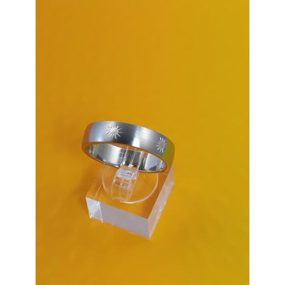 Elegant Vintage Quality Handcrafted Stainless Steel Starburst Ring Size 12.25 - Picture 6 of 10